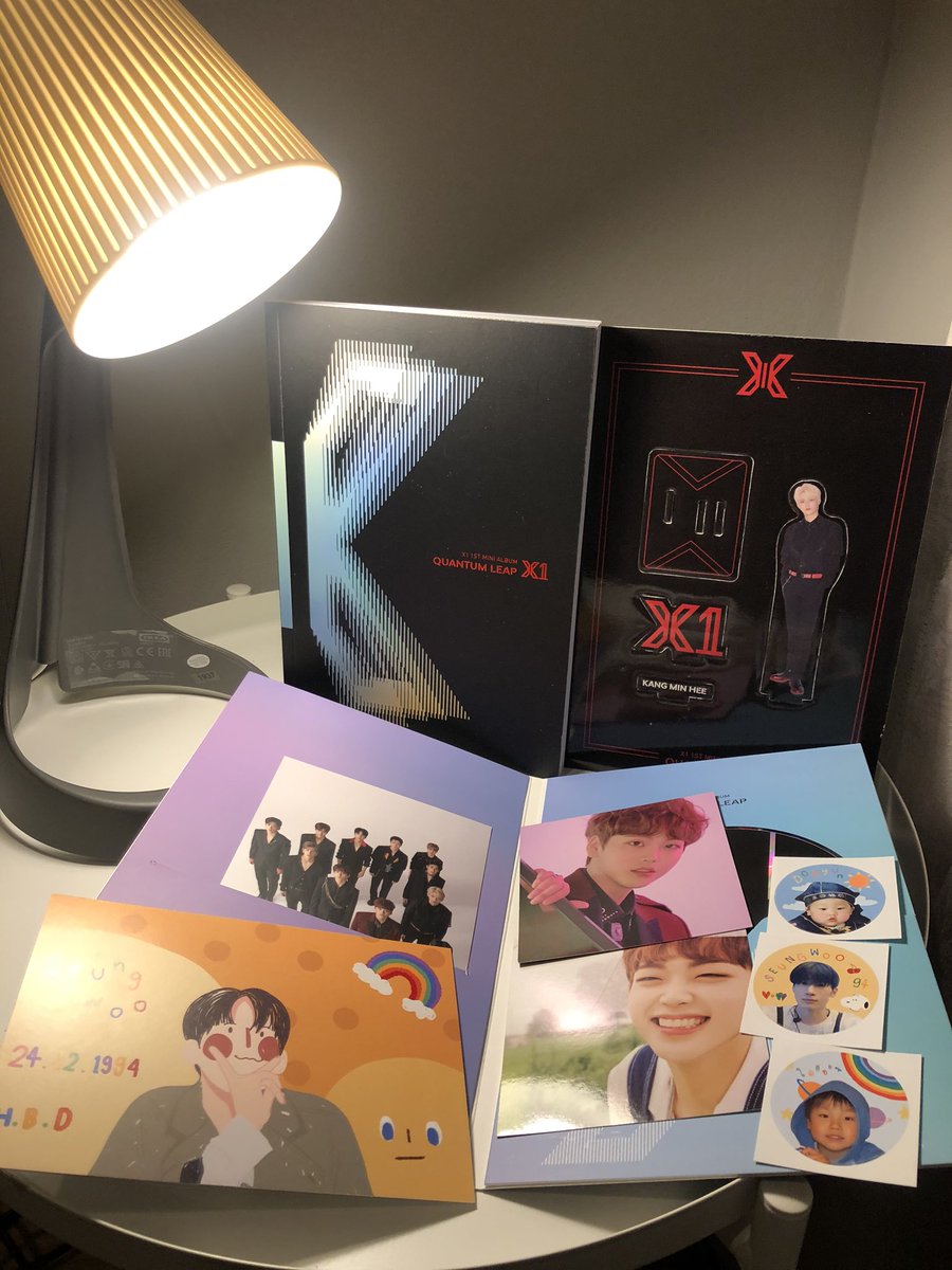 swdaddyx's tweet photo. บนงับ 🙏🏻
ถ้าพรุ่งนี้ทุกอย่างออกมาด้วยดีx1กลับมาแอคทีฟจะคาเฟ่ทวิตหรืออะไรก้ตามเราแจกทั้งเซ็ทนี้เลย 
(สุ่มจากรีทวิต) 🥺 
#X1 #ตลาดนัดX1 https://t.co/FwlJXXQlrW