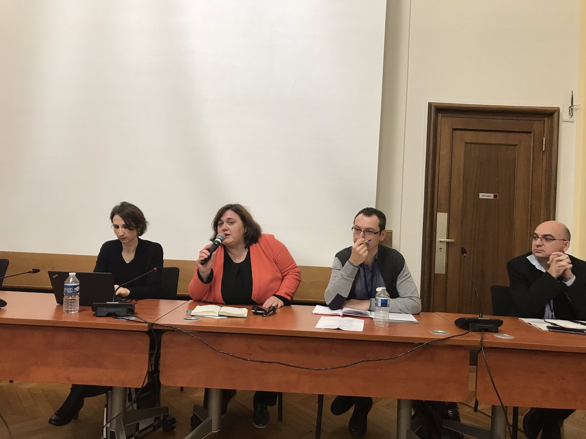 laurenceauer's tweet photo. Deuxième journée de la réunion des 54 conseillers culturels de la zone Afrique : débat sur l’enseignement supérieur et la recherche puis le numérique et les industries culturelles et créatives @francediplo @CampusFrance @afd https://t.co/ATOmpI729T