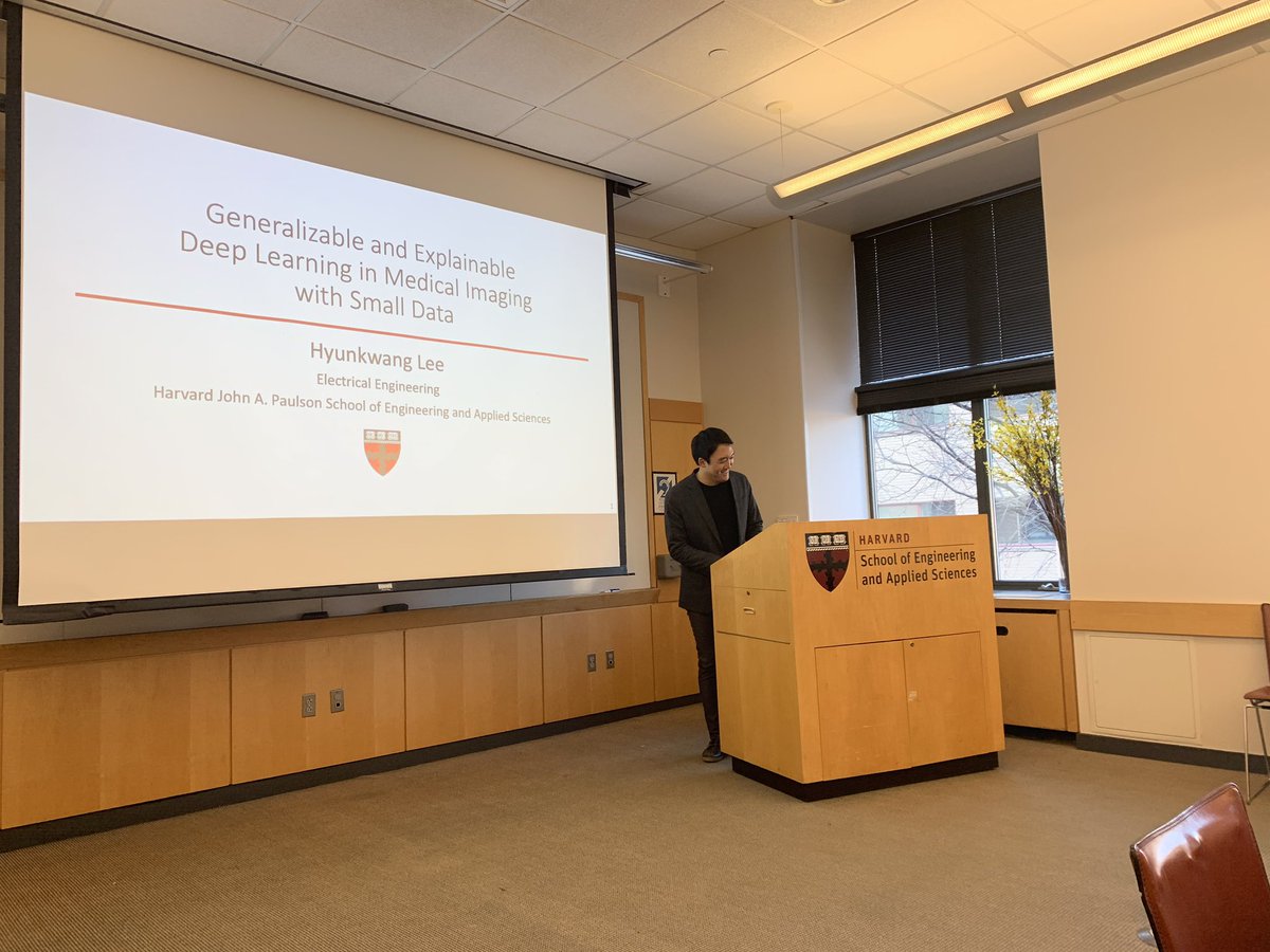 AndrewLBeam's tweet photo. Congratulations Dr. Lee! @hyunkwang_lee gave an amazing thesis defense this morning. So happy to have been a part of his committee and hear about his impressive body of work. https://t.co/MbV2plHPhf