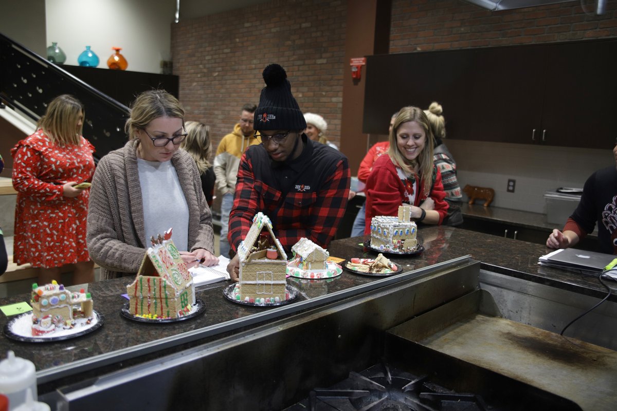 nationalfoodgrp's tweet photo. Fun times at the office decorating gingerbread houses! #officeparty #NFGlife #gingerbreadhouse #gingerbreadhousecontest #uglysweater #uglysweaterparty https://t.co/7SzNVVa2uv