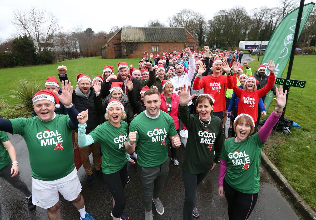 Thank you Anne Maire O’Grady from Leopardstown Park Hospital for hosting the inaugural Goal Mile Leopardstown today 🙏 @GOAL_Global @IrishRugby Jordan Larmour, Colin Hunt, @SiobhanWalshNGO