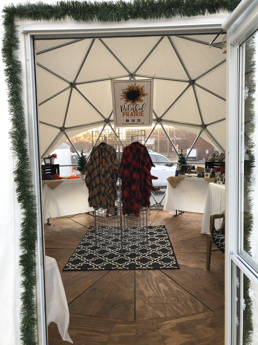 Join us at #MerryMainStreet through Sunday! 🎄 Grab a #stockingstuffer or last minute #gift. 🎁 #ShopPP #ShopSmall