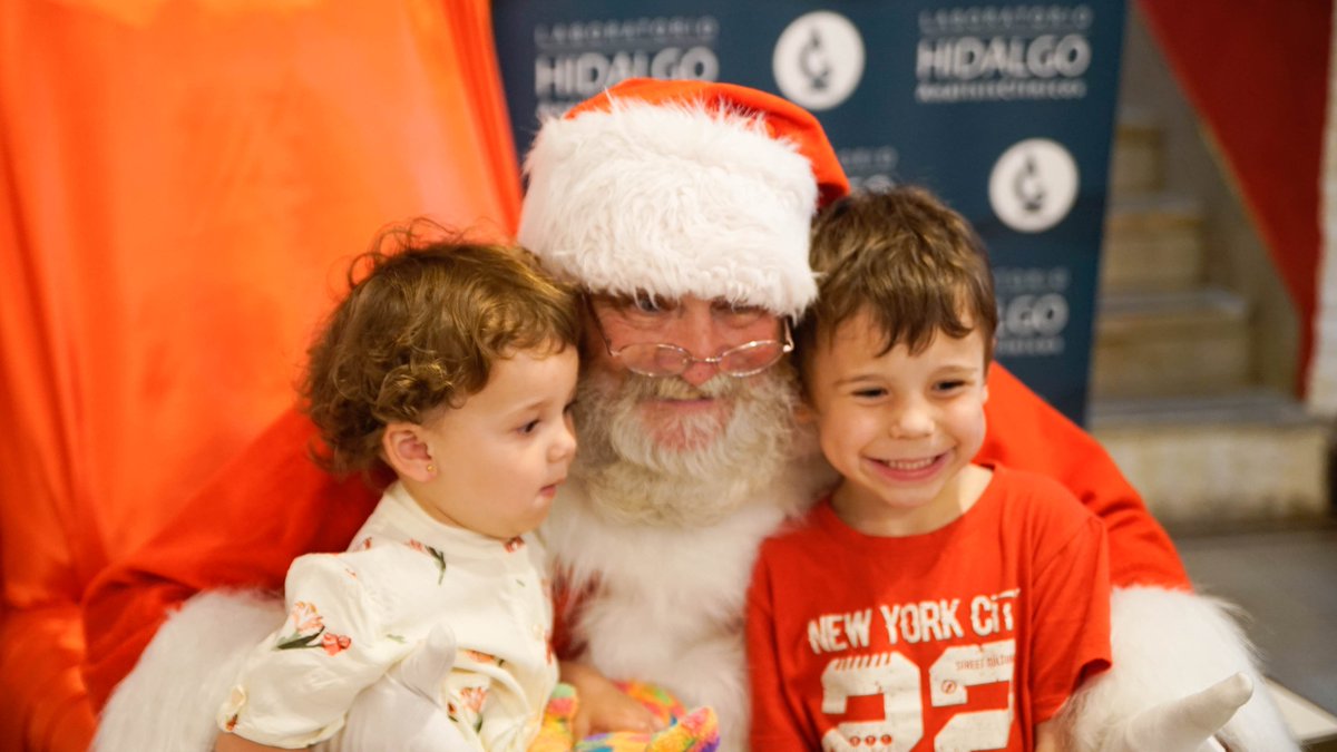 LabHidalgo's tweet image. ♥️🎅 Celebramos la Navidad 🎅♥️ ¡Gracias por acompañarnos! Compartimos las imágenes de este gran momento en familia.

#LaboratorioHidalgo #NavidadHidalgo #EventoNavidad #PapaNoel #comunidadhidalgo
