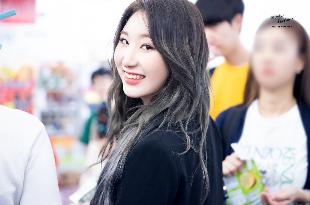 ChaeSom2's tweet photo. Boop my threads 🕊💖
   ♡ Chaeyeon memes
   ♡ Chaeyeon x Girlies
   ♡ Chaeyeon Dances
   ♡ &amp; more... https://t.co/J1Q8FESxwx