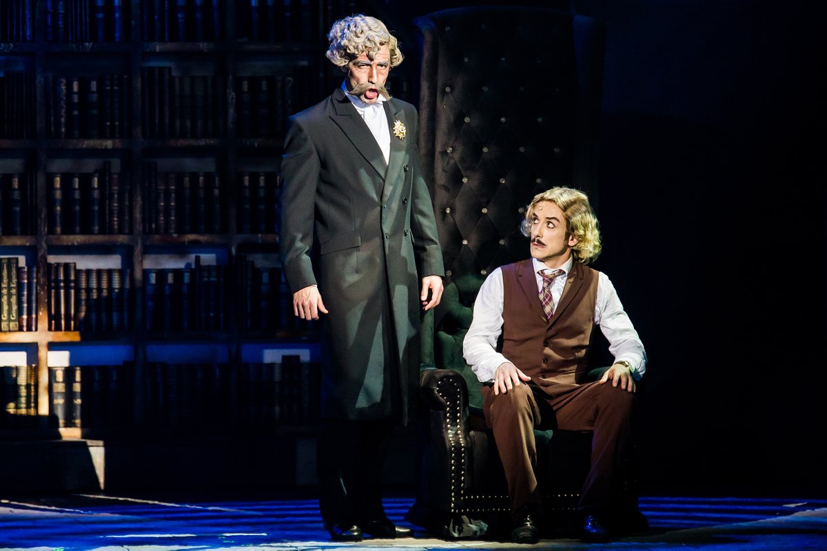 El Jovencito Frankenstein, El Musical (@jovenfrankens) on Twitter photo ¡BILBAO que ya estamos!
Tenemos a los integrantes del castillo revolucionados de emoción que incluso Víctor Frankenstein se ha vuelto loco.
⚡ Entradas aquí: bit.ly/EJFBilbao ⚡ ¡BILBAO que ya estamos!
Tenemos a los integrantes del castillo revolucionados de emoción que incluso Víctor Frankenstein se ha vuelto loco.
⚡ Entradas aquí: bit.ly/EJFBilbao ⚡