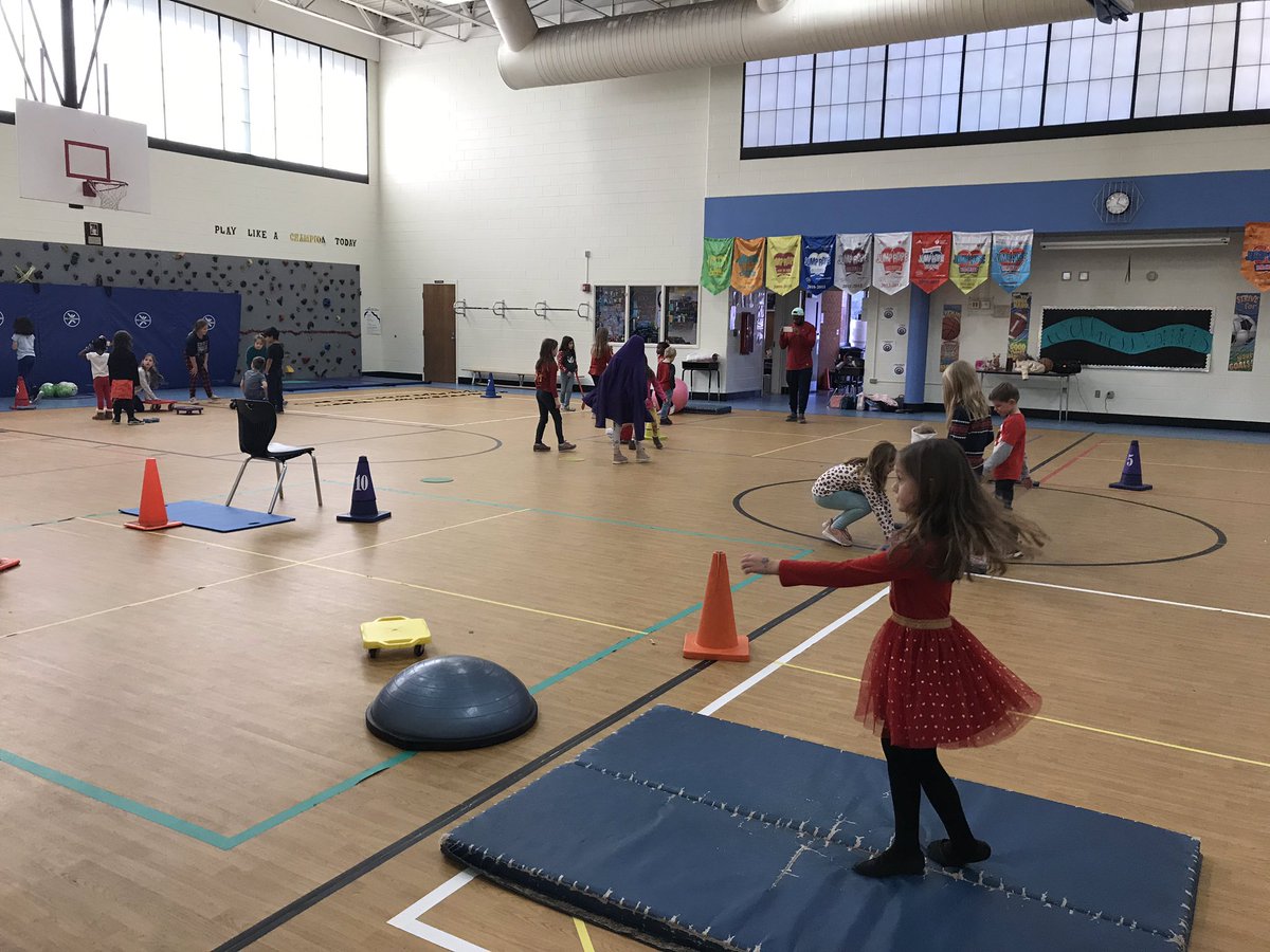 MrsEwingJBW's tweet photo. Mrs. Yolango’s class is learning about ecosystems so they created a movement station in gym class to demonstrate how their animal moves. So much fun! @JBWatkinsPE @JBWatkinsES @Yolango3rd #minermoments https://t.co/xgUOMgpV9U