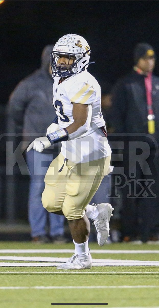 Richardsinvasi1's tweet photo. Very Blessed and Honored to be a 2x 6A ALL-STATE Linebacker 🤟🏾 https://t.co/GyRi5ycULl