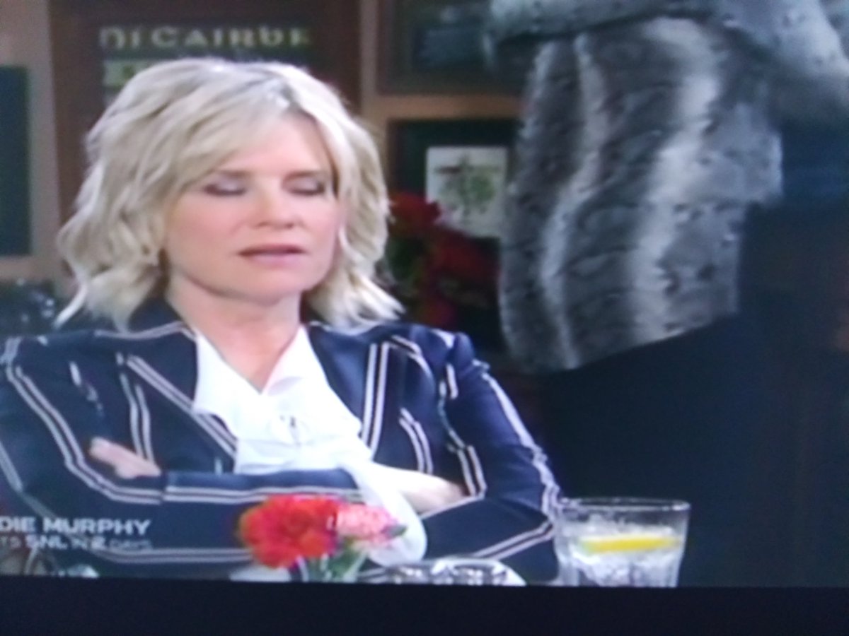 MichaelSantang5's tweet photo. #Days so close to being back together yet so far away #Payla https://t.co/Jb2SrlDwe3