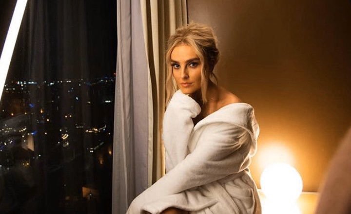 —Quedate con la persona que soporte tu locura...