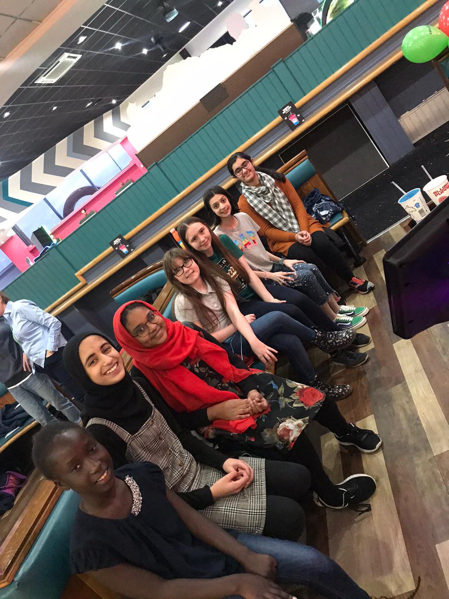 SheffPark_Acad's tweet photo. Perfect Expeience @SheffPark_Acad students enjoying their afternoon bowling at Centertainment. Well done to you all. 100% attendance and zero behaviour points. 👍 #educatonwithcharacter 👏 @MWA_SPA1 https://t.co/eUmIcyPXmv