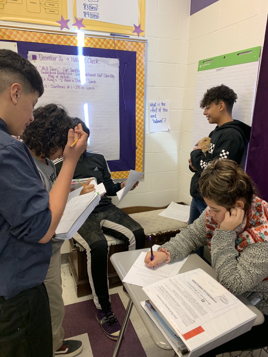 Effect conversation centering around Dr. King’s “I Have a Dream” speech. Looking for connections and meaning. Insights abound. Nice work. <a href="/avmsKnights/">Apple Valley Middle</a> <a href="/avmsteamphoenix/">@AVMSteamphoenix</a> #knightlegacy