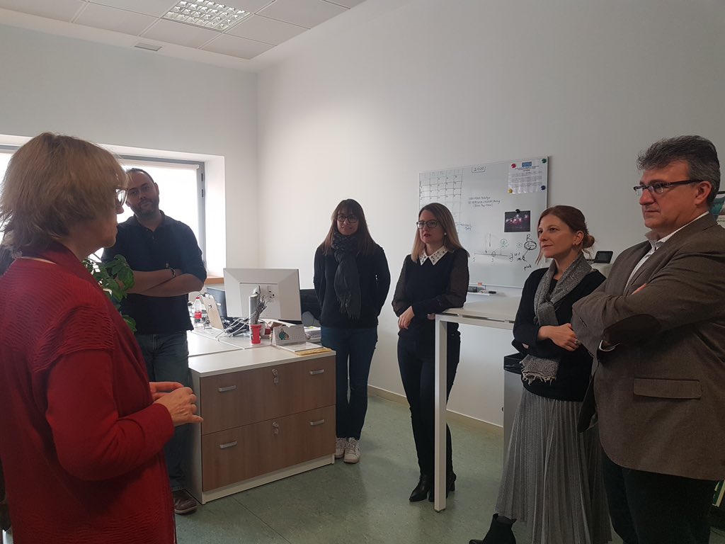 GomezPalenque's tweet photo. Muchas gracias @PCTCLM por la fantástica presentación, acogida y predisposición. Es fantástico conocer de primera mano el trabajo de las empresas instaladas en el Parque, su capacidad y su potencial de crecimiento @llanosvalero #agrisat #pattterns #retalgas #atersol https://t.co/b4STudFgiI