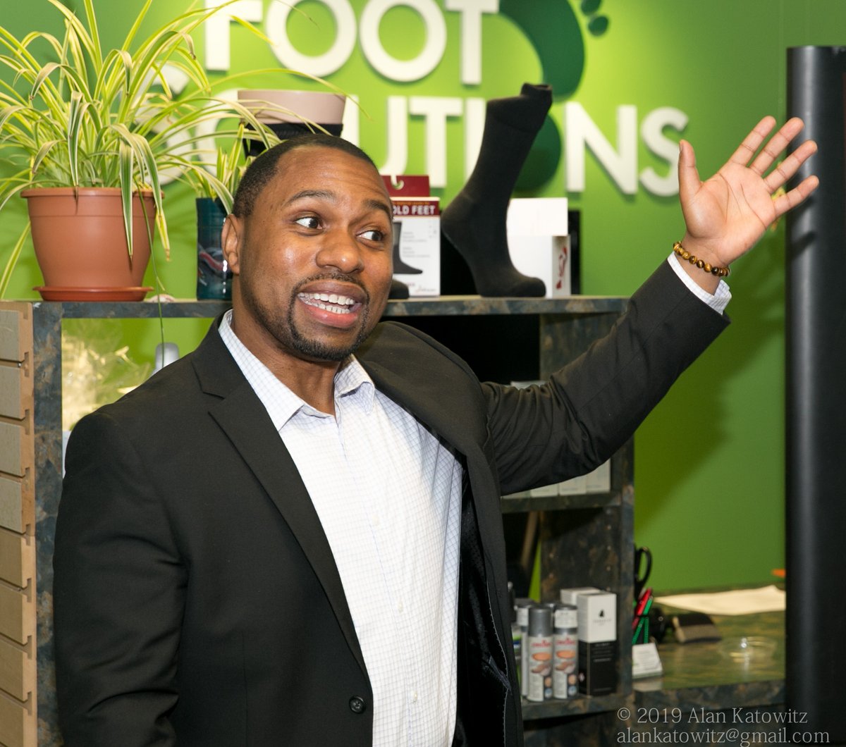 KitsMeetup's tweet image. Feeling motivated by @Champion__UP! 3Ps for creating our own #business luck at #KitsMeetup, @FootSolutionsBC, @kitsonbroadway