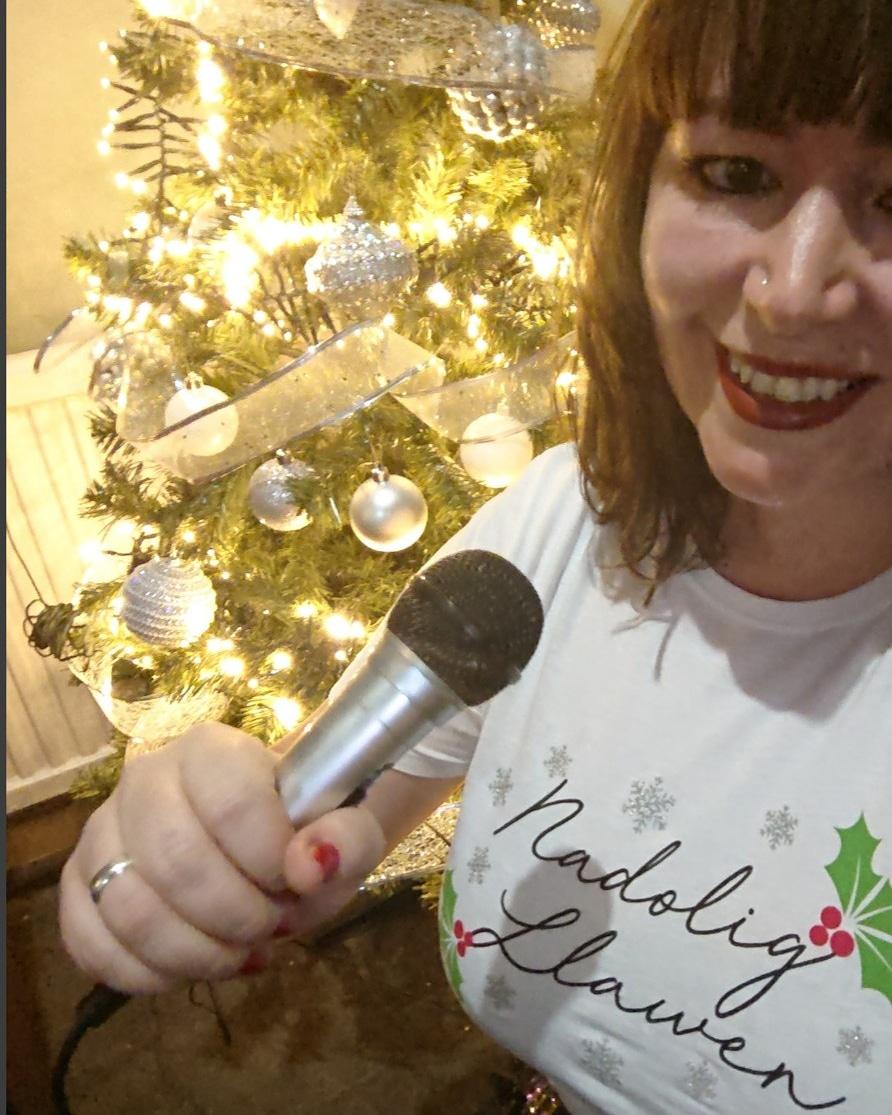 SarahJaneEvans5's tweet photo. Time for my annual Christmas pub quiz #quizzyrascal https://t.co/6tQfQSFJ8l