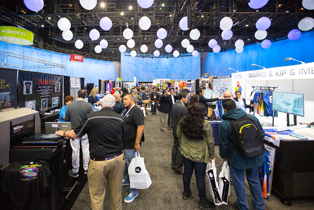 issshows's tweet photo. The Arena Area of our Long Beach event will be buzzing all show long! With Exhibitor booths to explore and Special Events throughout (https://t.co/d4uyd5bY4m), this is a must-see area while you're at the show!

Use code SMGCGIVE for a chance to win $500  https://t.co/kz5JHRMHVk https://t.co/BzQQmbYfA2