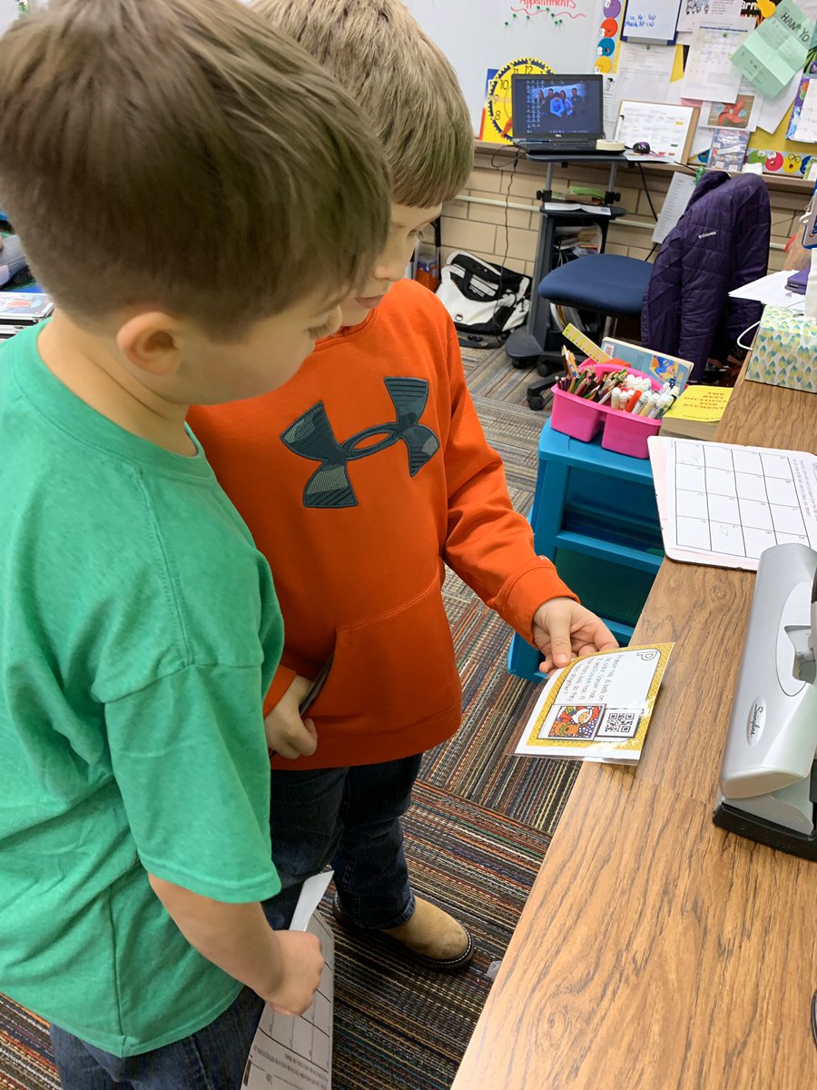 MrsGinaP's tweet image. Having some fun with Christmas math and QR Codes today @hospers_elem #keepthemlearning #preEduBreakoutactivity #mocfv