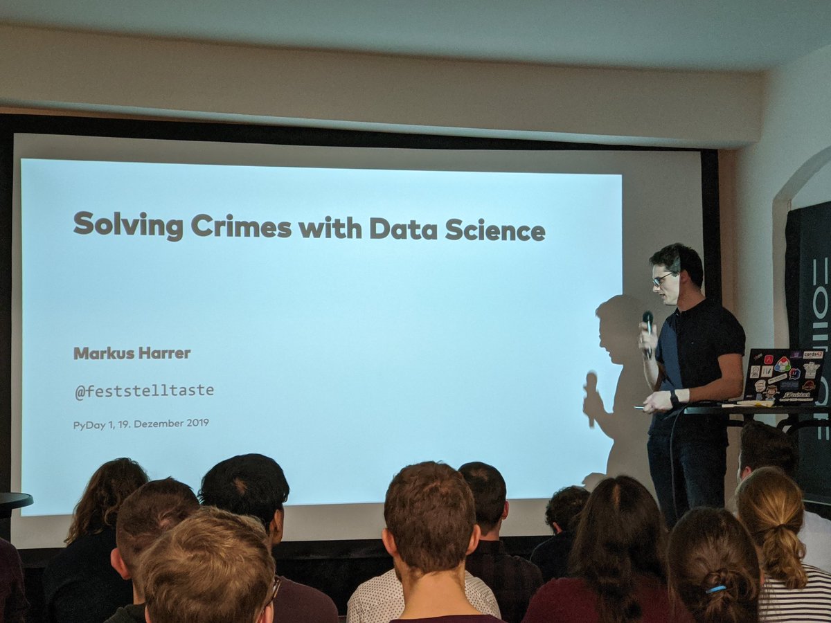 Markus Harrer with his "Solving Crimes with Data Science" talk.