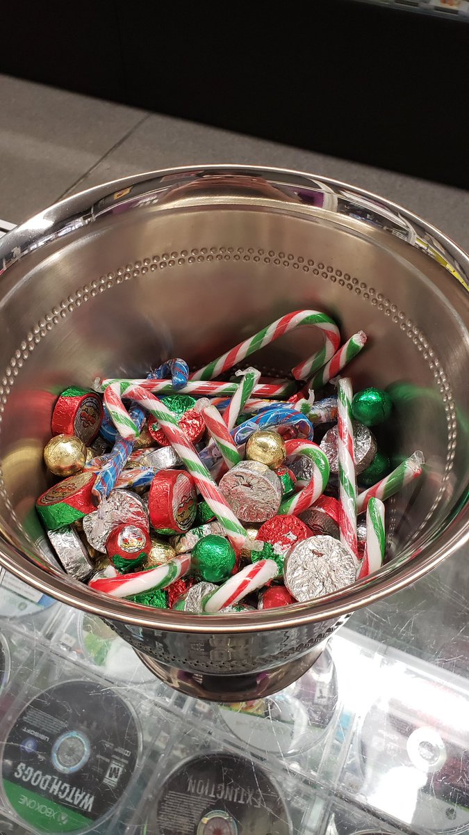 SSCFightNights's tweet photo. The Snack Cauldron is looking sufficiently prepped for tonight's #SSCFN! 

Who will be the lucky player to get the Paw Patrol or Frozen 2 fruit flavoured candy canes??

Also please be sure to toss any wrappers in the garbage tonight please :) https://t.co/PR2BaGwefa