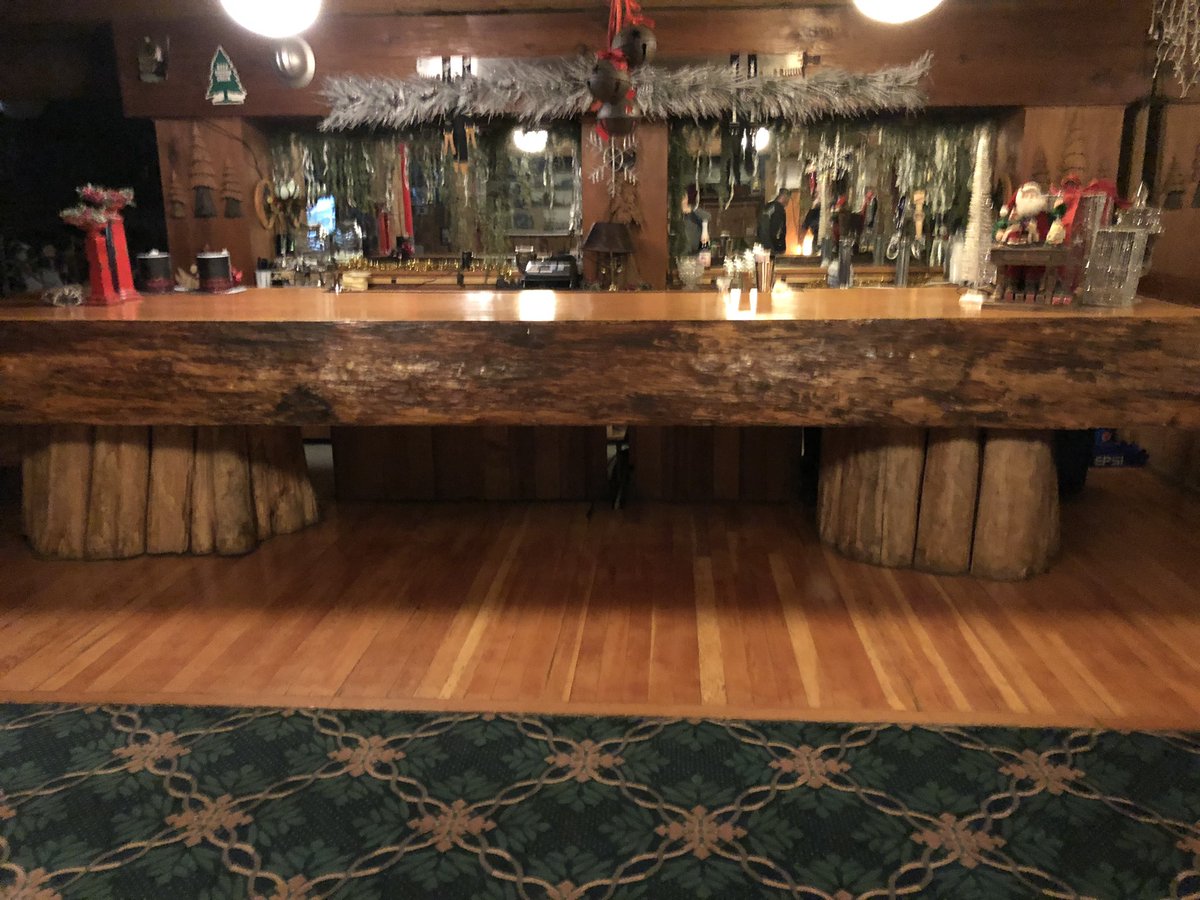RobGalyen's tweet photo. If you’re ever West of #Pdx on Highway 26, awesome food served here! #Camp18
#PNW #OregonLoggingHistory https://t.co/PXZik6mQ6L