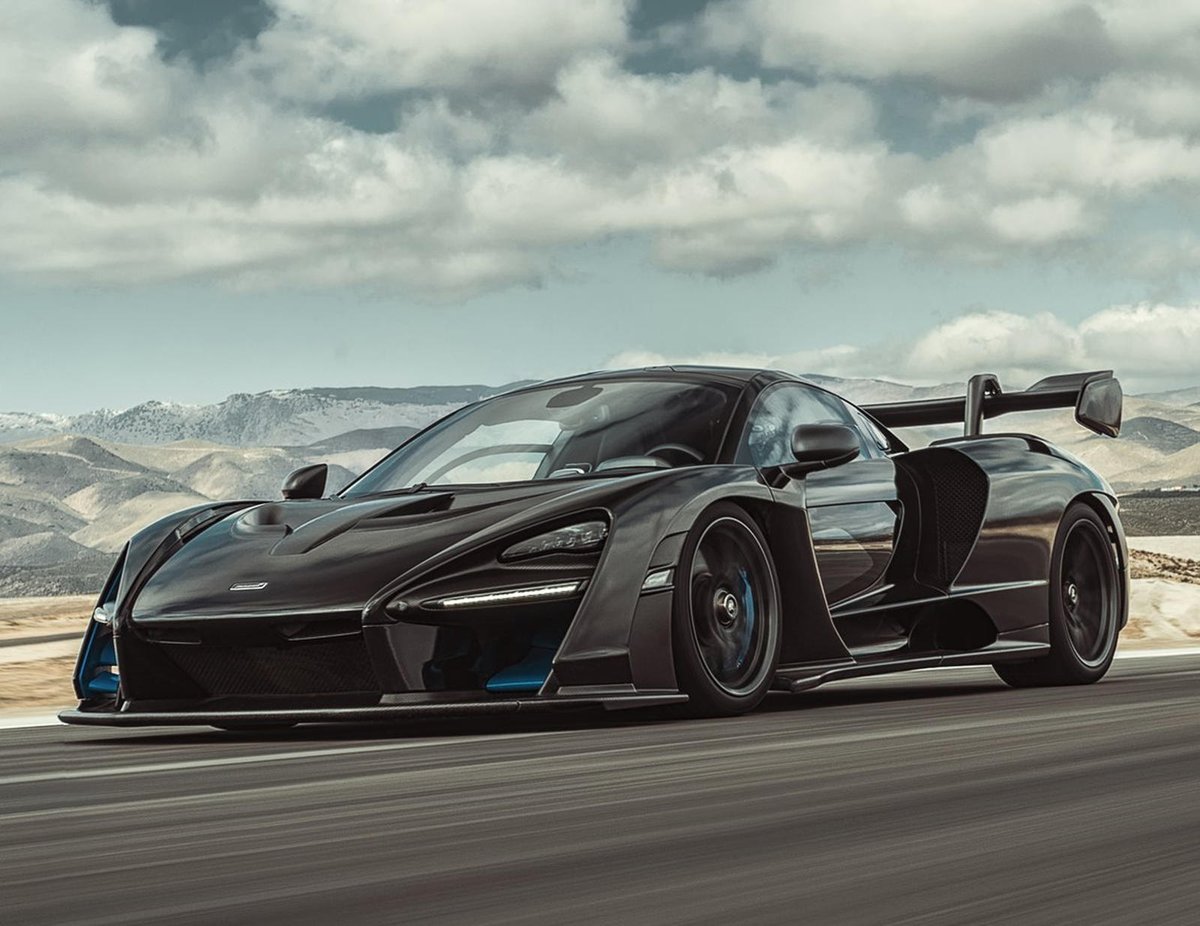 CarBuzzcom's tweet image. McLaren Senna Breaks Another Record. The Senna just attacked the Hockenheim GP track. #laprecord #record #supercar #video Read: car.bz/sit5df1