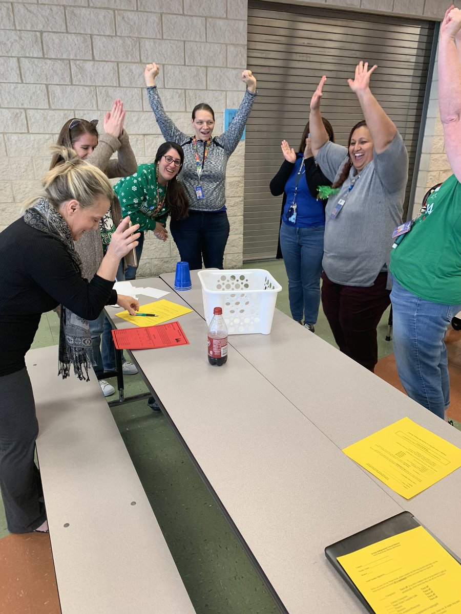 TownsellElem's tweet photo. Our First Annual Reindeer Games was a blast!!! #TisTheSeason #ToBeJolly https://t.co/CJTsB7wEJZ
