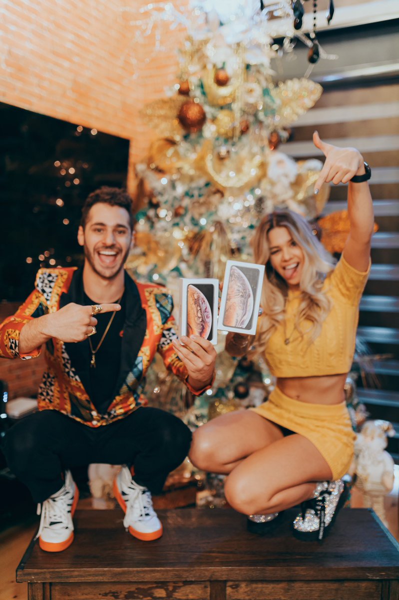 AyGreciaa's tweet photo. Si quieres ganarte uno de estos 3 IPhones dale RT a esta publicación! Y sigue los pasos en nuestra cuenta de Instagram https://t.co/GUTV29sNUa