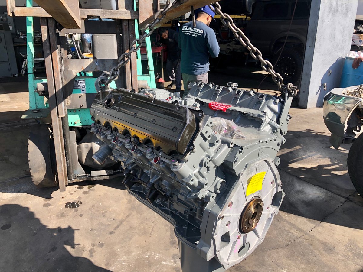 ss_repair's tweet photo. More progress on our 2004 Ford F-350 super duty 6.0L power stroke turbo diesel engine replacement. @JasperEngines #ss_repair #jasperengines #ford #f350 #superduty #sixoh #powerstroke #turbo #diesel #dieseltrucks #onestopshop #socal #montebello #ca https://t.co/zR7diPjuTV