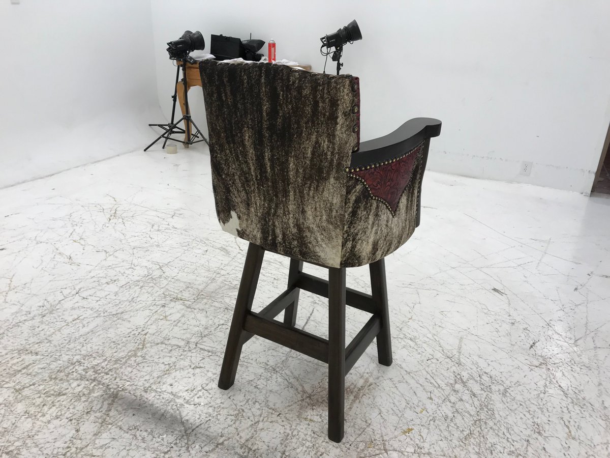 Turn heads &amp; in yourself in the swivel seat with our Bonanza Barstool!