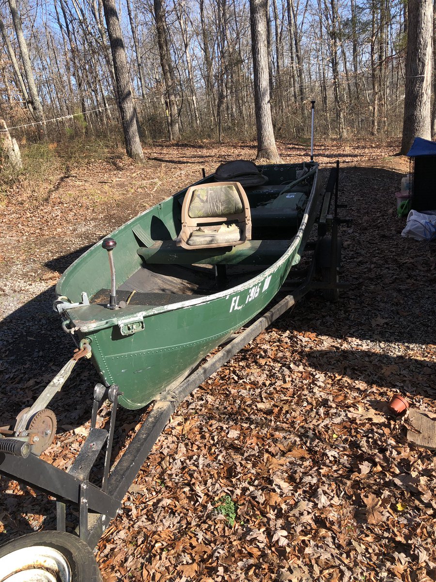 Bought a used boat today, ready to go fishing.