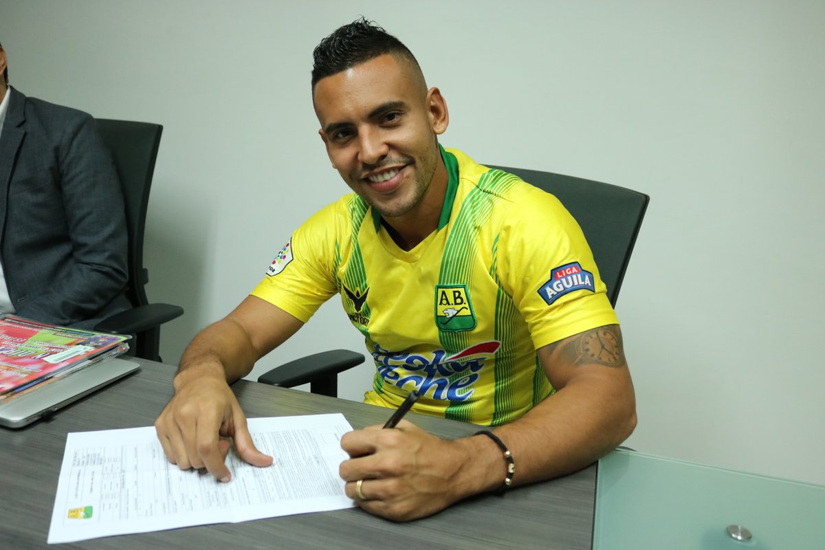 elambito's tweet photo. Germán Gutiérrez es nuevo jugador de Atlético Bucaramanga

El lateral sale de Junior luego de haberse incorporado en el 2014 y haber conseguido múltiples títulos. 

#GermanGutierrez #Bucaramanga 

Leer más: https://t.co/Cqmh3Phvnp https://t.co/fgNkXC1JbC