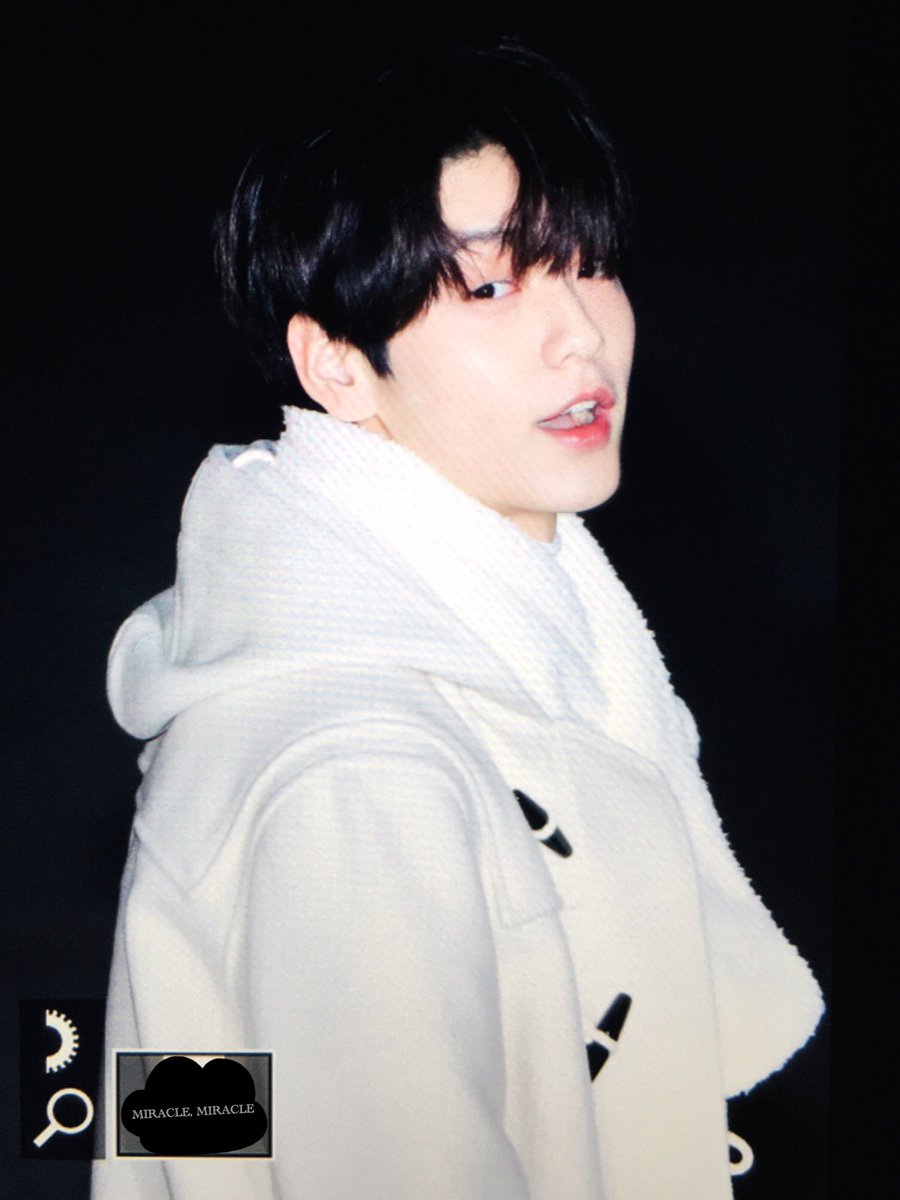 Miracle_001205's tweet photo. 191220 뮤직뱅크 

#TOMORROW_X_TOGETHER 
#수빈 #SOOBIN #TXT
@TXT_members
@TXT_bighit https://t.co/Ei0rSXzh3p