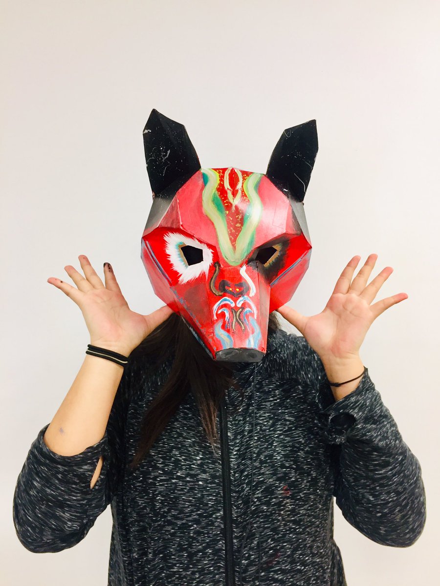 ArtPham___'s tweet photo. 3D masks from advanced art students #endofyearprojects #artclass #falconsSOAR https://t.co/YVGKhelm9J