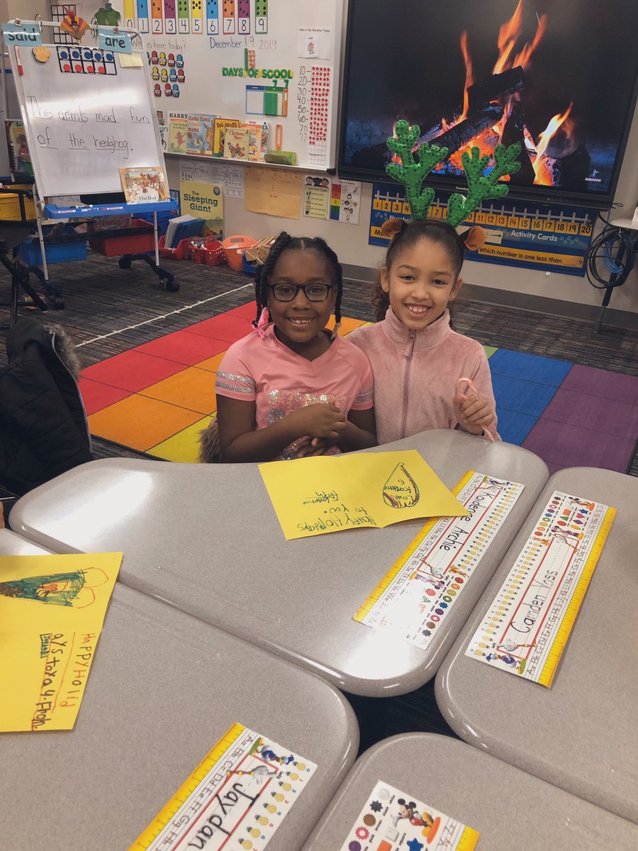 MrsBui3's tweet image. Our sweet friends made us cards! #matzkeproud #buddyclass