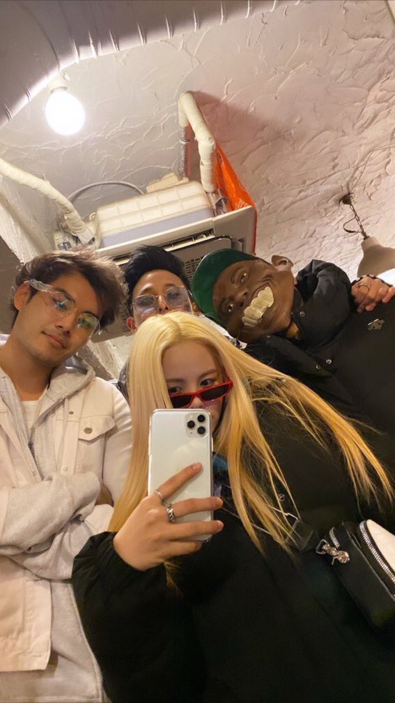 sexypornpark's tweet photo. Vcs tem uma mania de dizer "ai se a sorn pedir desculpas ta tudo bem", " sorn peça desculpa". Desculpas não resolvem NADA, só nós negros que sabemos o quanto doi sofrer racismo e nos deparar com uma coisa dessa
Se pedido de desculpa resolvesse não teriam tantos traumas hj em dia https://t.co/Q3nFdesdDu