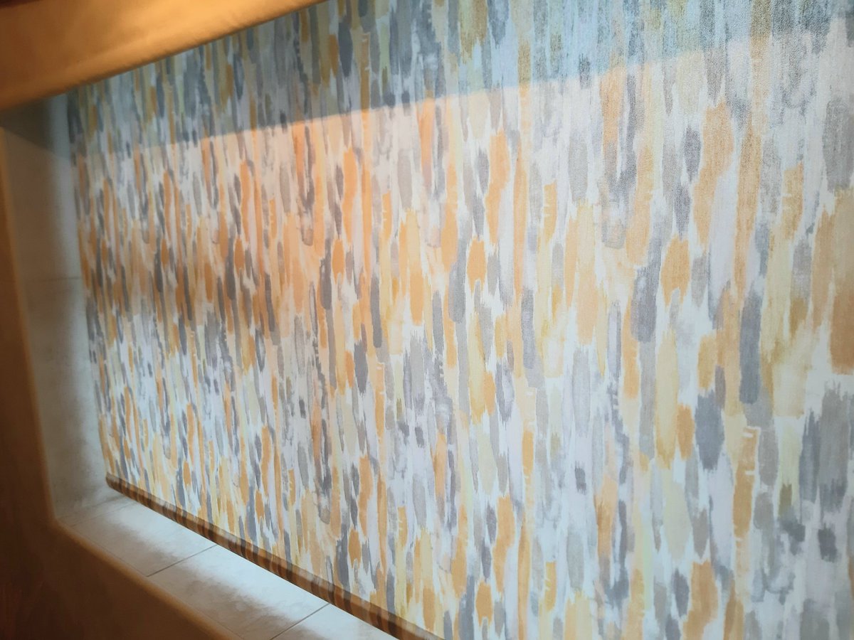BrantryBlinds's tweet photo. Only picture i got today,  too busy to photograph my work 😱😱😱
Roller blind in "fresco-chatreause" fitted in this bathroom earlier.  Love the colour combination &amp; pattern of this cool fabric. Fitted on reverse roll with chrome child safe chain controls. https://t.co/6i157PCtbW