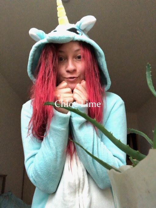 I am a naughty unicorn 🦄 I can make all you kinky dreams come true 💦 Watch my 📹 https://t.co/ewn79yhxOX