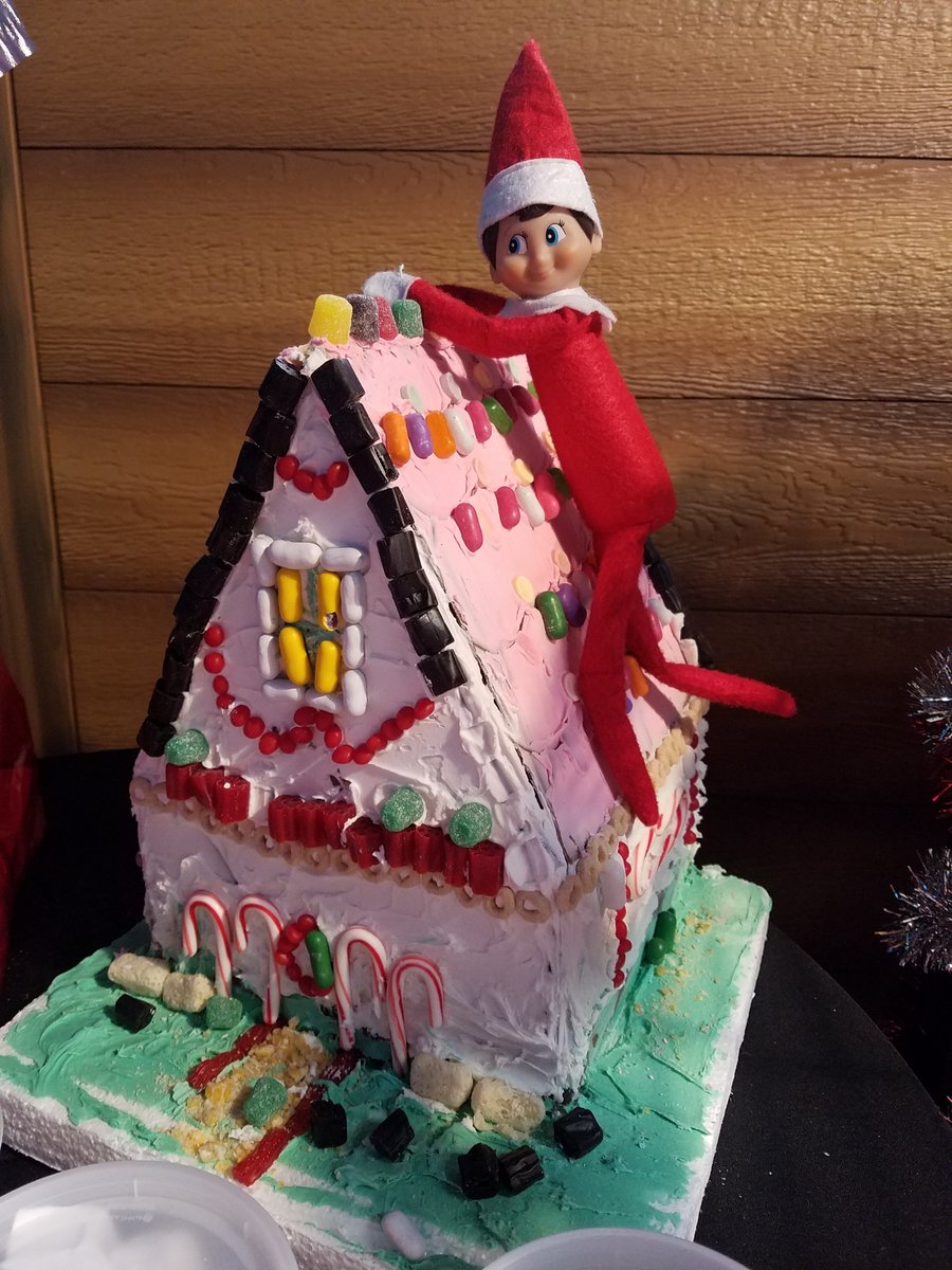 FLASH SALE! It’s the last weekend of our Candy House Fun Shop, book any remaining time or buy a kit before midnight tonight and receive $10 off! Nonmembers use the code “PEPPERMINT” at check out, members be sure to log in and use the code “RUDOLPH."

#LNKHoliday #LNKPlay