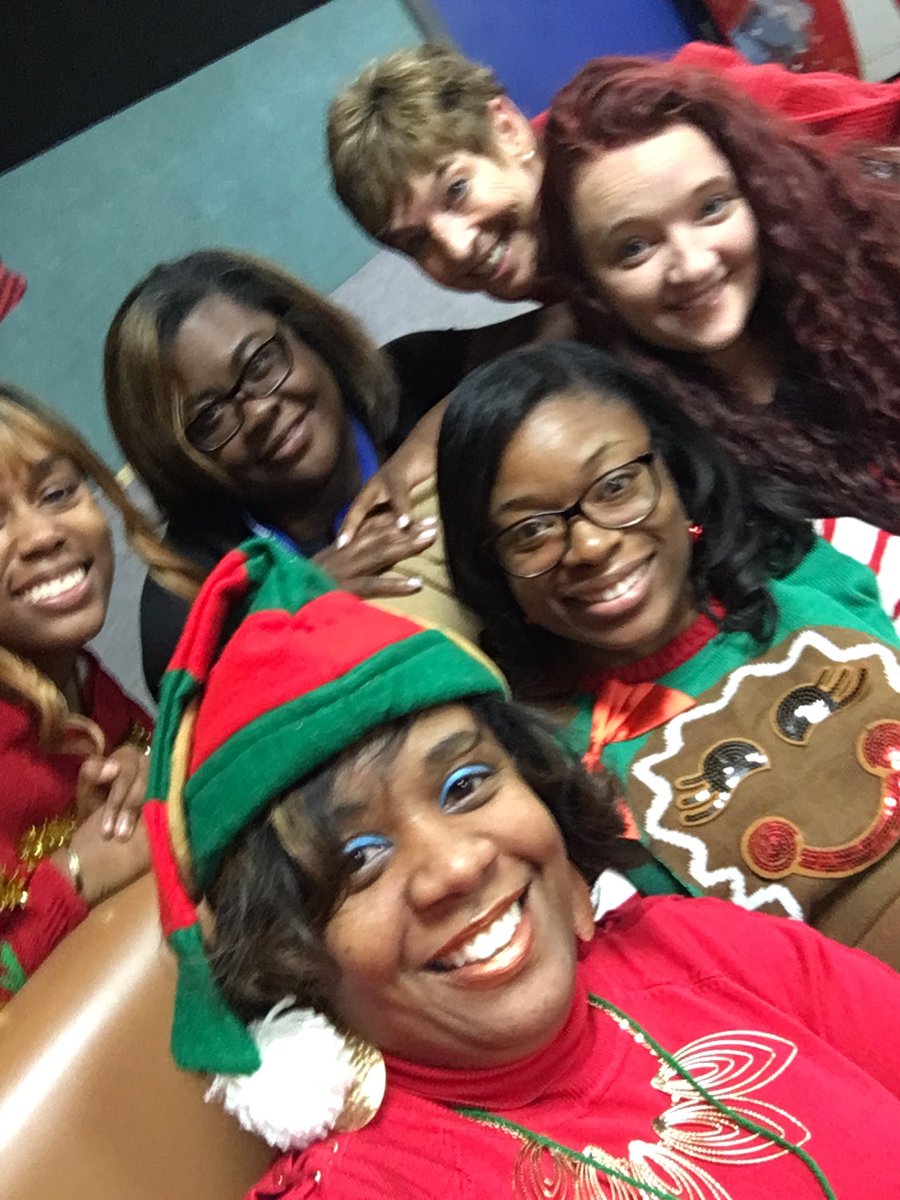 wild2educate's tweet photo. Fun with 5th grade!! #picturew/anotherteam ⁦@SEstarsR2⁩ ⁦@ConnieCmay⁩ https://t.co/6Ht0jLd0zh