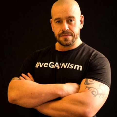 RyanBiddulph's tweet image. Some of the world's most impressive and healthiest athletes are vegan. So we should probably listen to what they have to say! Find out 14 vegan bodybuilders tips on how to bulk up #vegan #bodybuilding #veganbodybuilding vivolife.co.uk/blogs/news/15-…