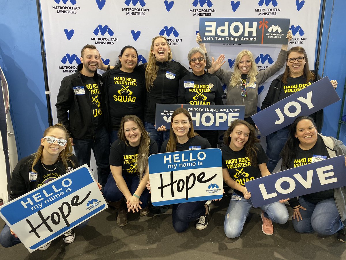 Thanks to everyone who volunteered this week @metro_min holiday tent. Because of all of your efforts we were able to #behope for so many families in need. #philanthropy #loveallserveall #taketimetobekind #thisishardrock #hardrocktampa