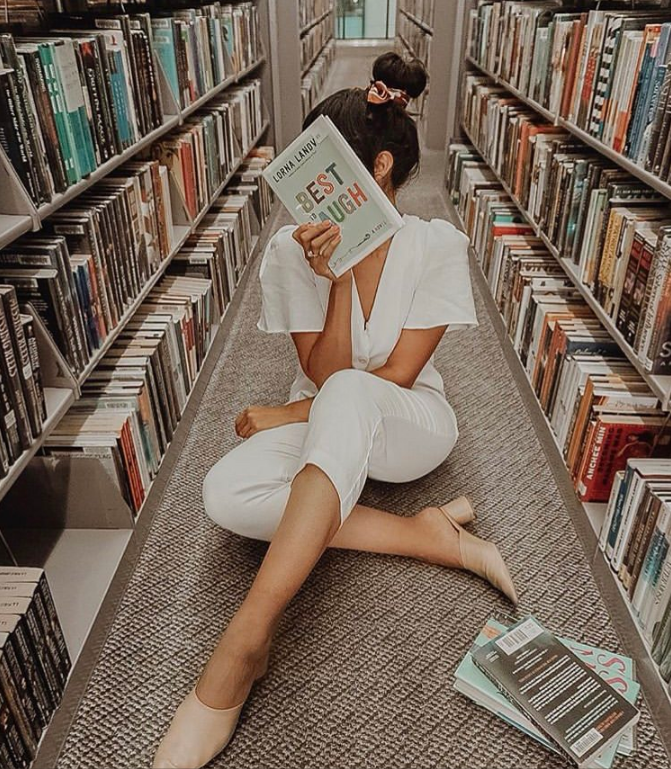 FIDM_Library's tweet photo. You're almost there, #FIDMfamily! The library is here for you if you need final touches on your finals (or just to sit down!) #FIDMLife #FIDMFinals https://t.co/nZP4OWXhZV