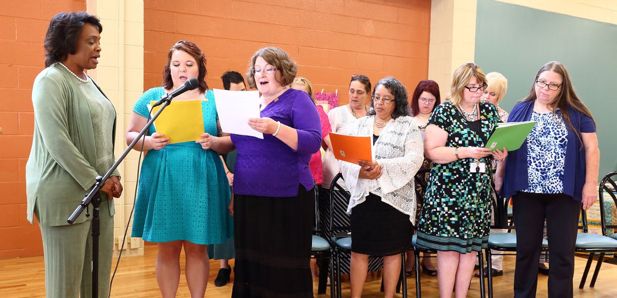 CFofWNC's tweet photo. The Lees-McRae New Opportunity School for Women received a $17,500 People in Need grant from CFWNC for summer 2020 programming. Learn more: https://t.co/ckdS4VBO7H #cfwncfacetoface #averycounty https://t.co/E5FLTsvgnx