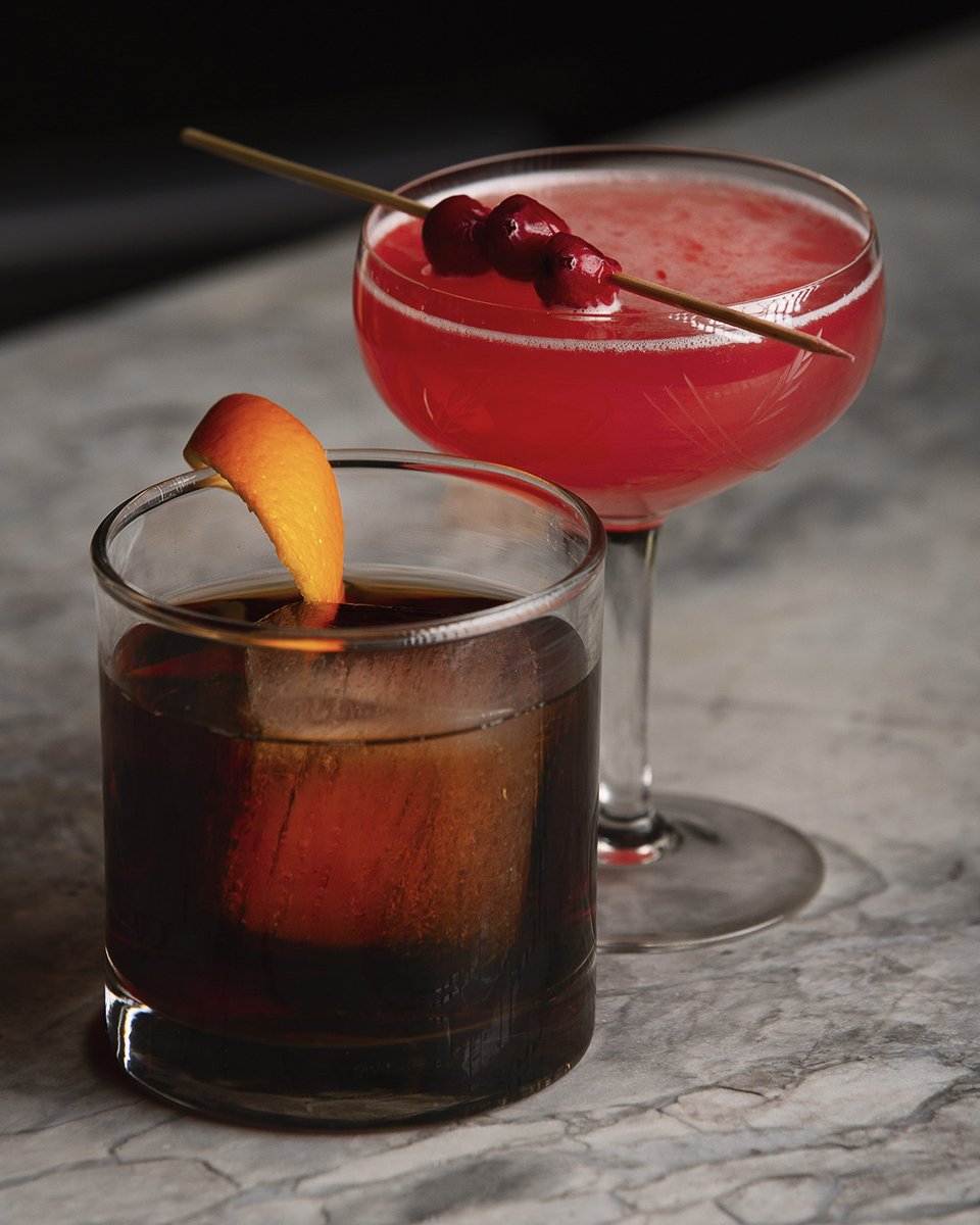 Business up front, party at the back. Cocktails for all tastes 🥃🍹

#toronto #yyz #torontodrinks #drinks #cocktails #torontobar #bars #torontobars #thesix #to