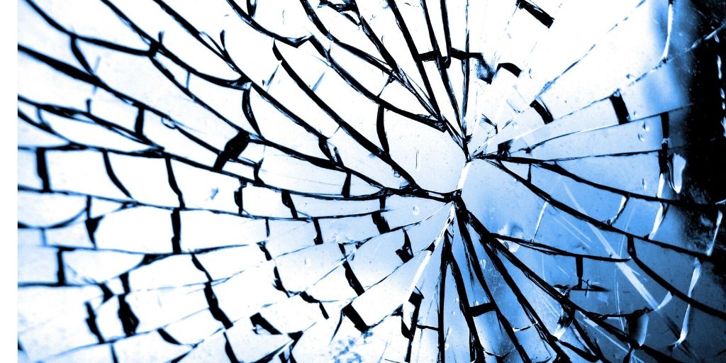 labcuk's tweet photo. #Didyouknow that in rare cases #windowpanes can spontaneously crack?Nickel Sulphide Inclusion is when a minute foreign bodies gets into the glass making process and expands over years.Find out more about the ins and outs of products and talk to us: https://t.co/3QDZqVbOaA #spooky https://t.co/GbYyXMcV2x