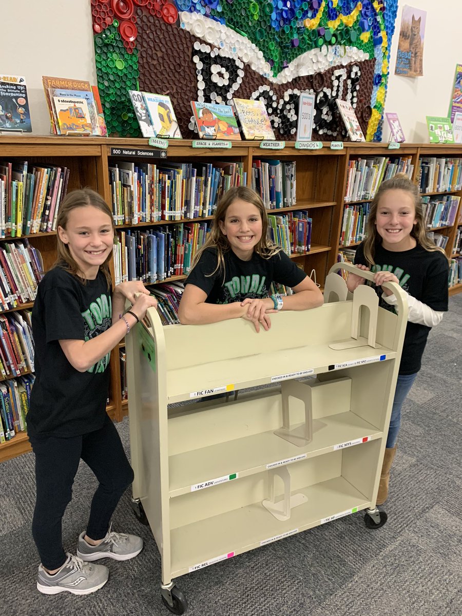 TCEReads's tweet photo. So thankful for these amazing library helpers!  They shelved so many books!! ❤️😊@MissLimTCE @CISDlib @TCETexans https://t.co/qwQxB2nAO5