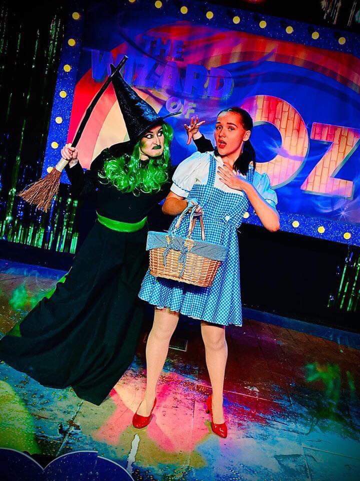 LeAF_Studio's tweet photo. We’ve received this fantastic photo of current student Annabel and alumni student Chloe who you can find performing at Adventure Wonderland Theme Park, Bournemouth.

Enjoy the rest of your run girls!
@ocd_uk https://t.co/NmsiUy4hsK