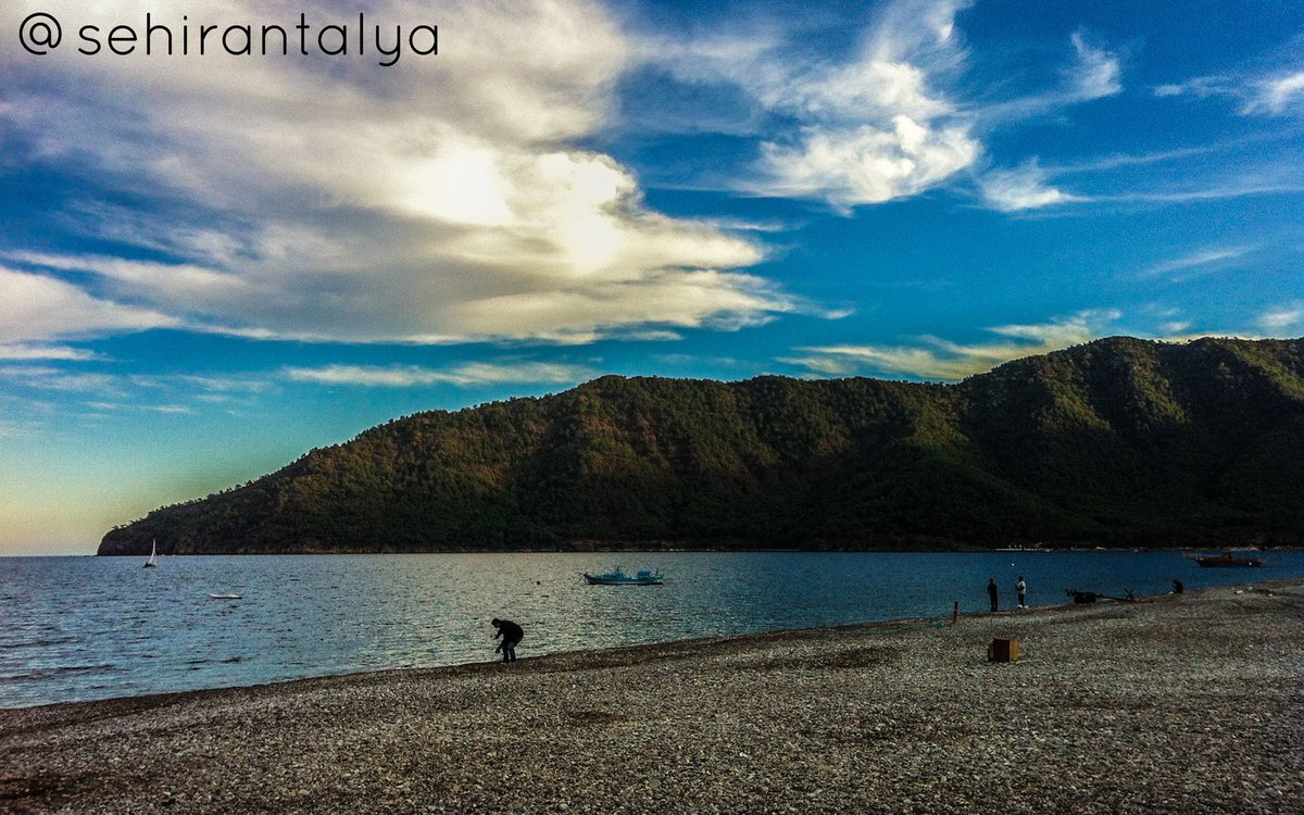 İyi Geceler Herkese 🙋‍♂️🌜
.
.
.
#türkiye #antalya #kemer #fotoğraf #alanya