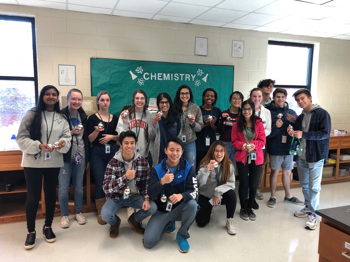 TwiningChem's tweet photo. Today AP Chemistry explored the redox reaction of silver plating. Everyone made a silver plated glass ornament to take home ❤️ #chemistryrocks #PrideIn5 #DFHSScience #Foxpride https://t.co/EWEERYQDBX