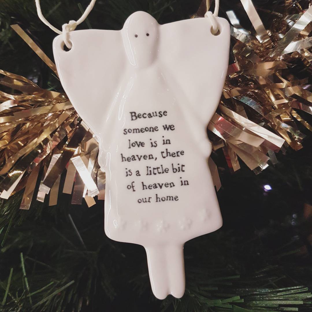 BEAUTIFUL TREE ANGEL
A beautiful addition to the tree this Christmas. I'm sure we all have somebody in our heart that she reminds us of 💛😇☄

 #angel #tree #treedecorations #christmasangel #heaven #heaveninyourhome #christmastree #cute #glasgow #maiagifts #rip