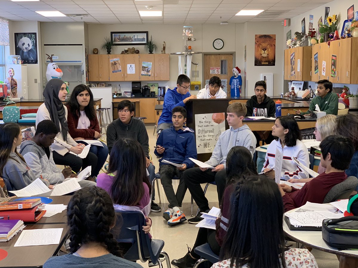 SHolliman7's tweet image. PAP Biology participating in a Socratic Seminar over DNA technologies that have the ability to alter the code of life. Great ideas and discussions today. Wow! @Cen10titans #TitansLearn #FISDLearns #OurFISDstory